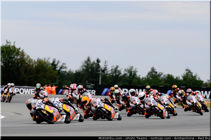 red_bull_rookie_cup_0007_republique_tcheque_brno_2012_mototribu
