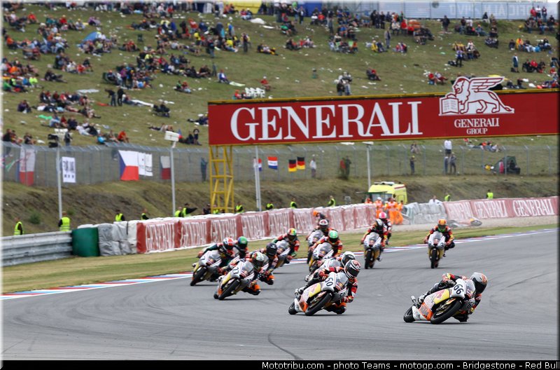 red_bull_rookie_cup_0008_republique_tcheque_brno_2012_mototribu
