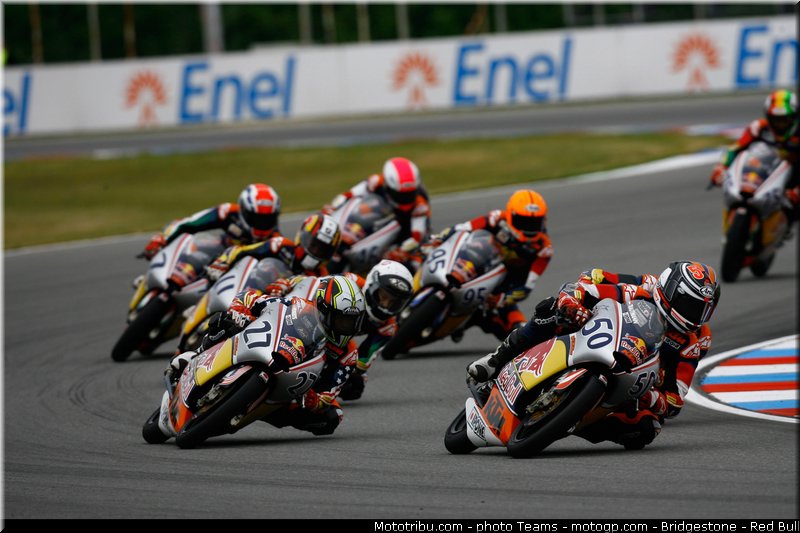 red_bull_rookie_cup_0011_republique_tcheque_brno_2012_mototribu