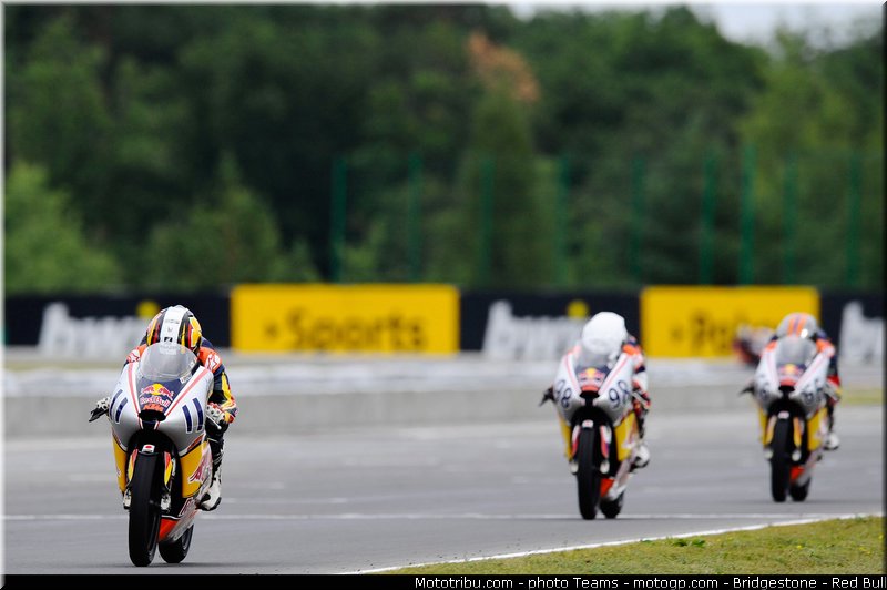 red_bull_rookie_cup_0019_republique_tcheque_brno_2012_mototribu