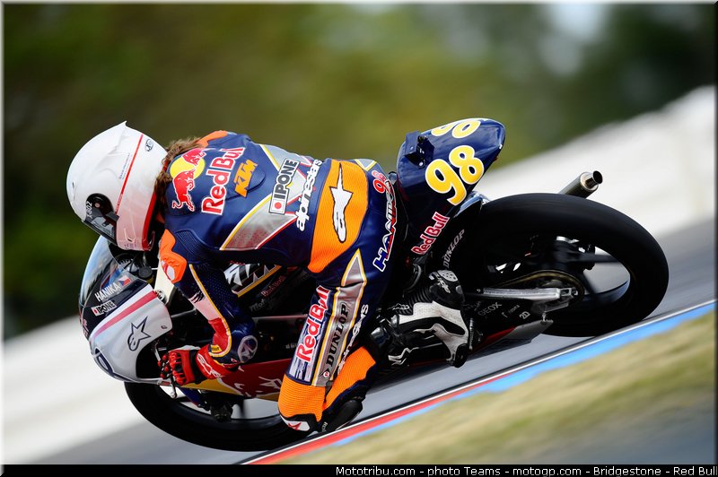 red_bull_rookie_cup_hanika_0005_republique_tcheque_brno_2012_mototribu