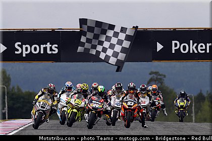 moto2_0003_republique_tcheque_brno_2012_mototribu.jpg