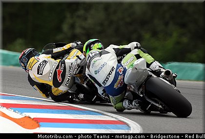 moto2_0005_republique_tcheque_brno_2012_mototribu.jpg