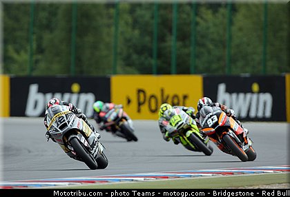 moto2_0015_republique_tcheque_brno_2012_mototribu.jpg