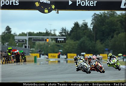 moto2_0016_republique_tcheque_brno_2012_mototribu.jpg