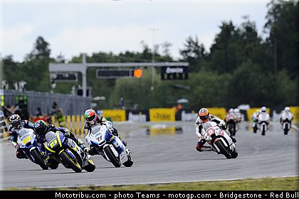 moto2_0027_republique_tcheque_brno_2012_mototribu.jpg