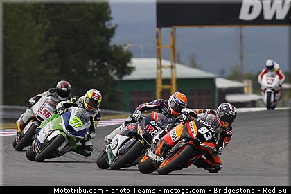 moto2_0041_republique_tcheque_brno_2012_mototribu.jpg
