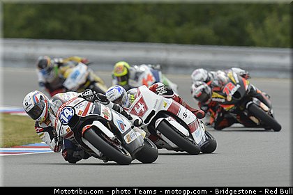 moto2_0047_republique_tcheque_brno_2012_mototribu.jpg