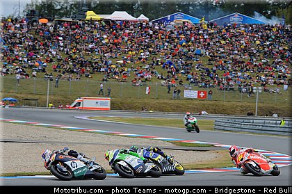moto2_0057_republique_tcheque_brno_2012_mototribu.jpg