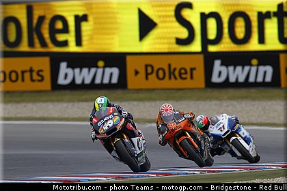 moto2_0064_republique_tcheque_brno_2012_mototribu.jpg