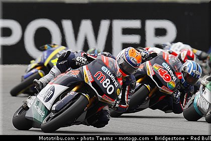 moto2_0066_republique_tcheque_brno_2012_mototribu.jpg