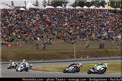 moto2_0071_republique_tcheque_brno_2012_mototribu.jpg