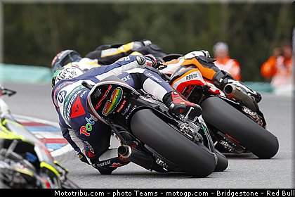 moto2_0072_republique_tcheque_brno_2012_mototribu.jpg