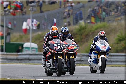 moto2_0075_republique_tcheque_brno_2012_mototribu.jpg