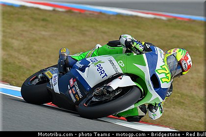 moto2_aegerter_0002_republique_tcheque_brno_2012_mototribu.jpg