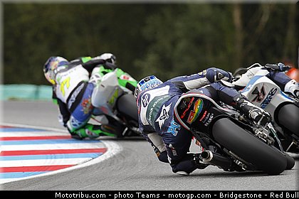 moto2_espargaro_p_0009_republique_tcheque_brno_2012_mototribu.jpg