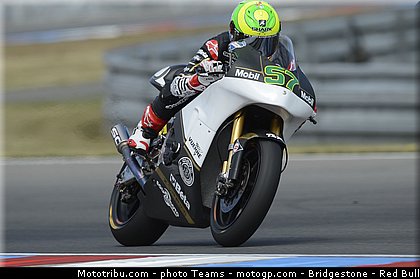 moto2_granado_0002_republique_tcheque_brno_2012_mototribu.jpg