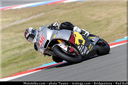 moto2_kallio_0001_republique_tcheque_brno_2012_mototribu.jpg