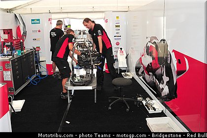 moto2_neukirchner_0001_republique_tcheque_brno_2012_mototribu.jpg