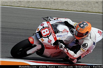 moto2_rea_0001_republique_tcheque_brno_2012_mototribu.jpg