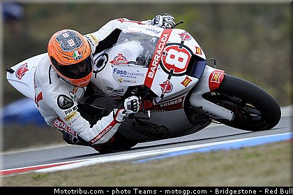 moto2_rea_0003_republique_tcheque_brno_2012_mototribu.jpg