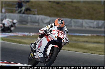 moto2_rea_0005_republique_tcheque_brno_2012_mototribu.jpg