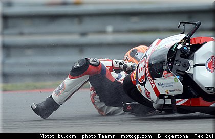 moto2_rea_0020_republique_tcheque_brno_2012_mototribu.jpg