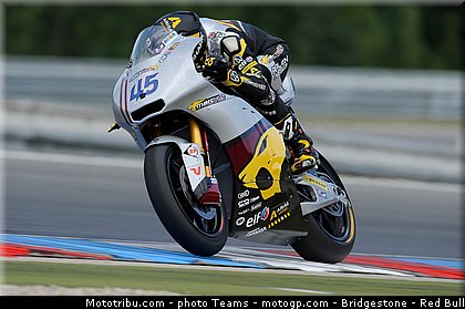 moto2_redding_0007_republique_tcheque_brno_2012_mototribu.jpg