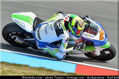 moto2_rolfo_0001_republique_tcheque_brno_2012_mototribu.jpg