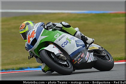 moto2_rolfo_0008_republique_tcheque_brno_2012_mototribu.jpg