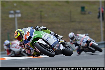 moto2_rolfo_0013_republique_tcheque_brno_2012_mototribu.jpg