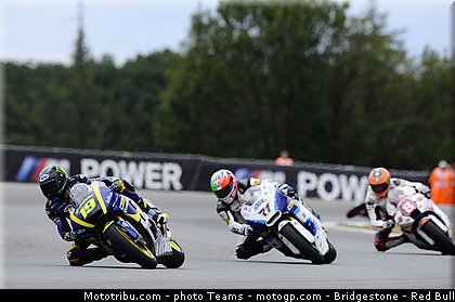 moto2_simeon_0027_republique_tcheque_brno_2012_mototribu.jpg