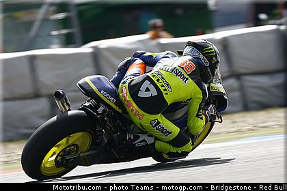 moto2_smith_0002_republique_tcheque_brno_2012_mototribu.jpg