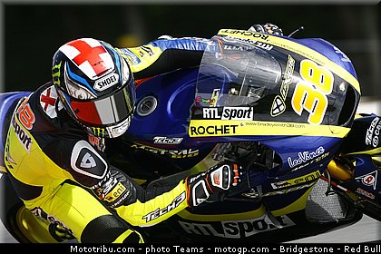 moto2_smith_0004_republique_tcheque_brno_2012_mototribu.jpg