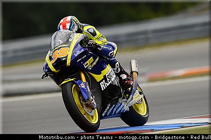 moto2_smith_0012_republique_tcheque_brno_2012_mototribu.jpg