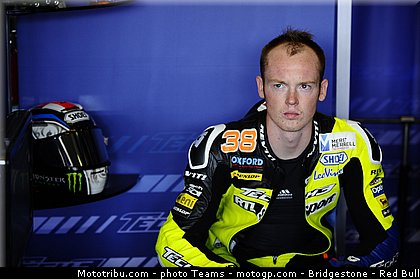 moto2_smith_0016_republique_tcheque_brno_2012_mototribu.jpg