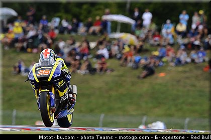 moto2_smith_0031_republique_tcheque_brno_2012_mototribu.jpg