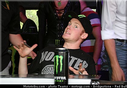 moto2_smith_0032_republique_tcheque_brno_2012_mototribu.jpg