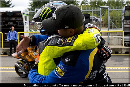 moto2_smith_0033_republique_tcheque_brno_2012_mototribu.jpg