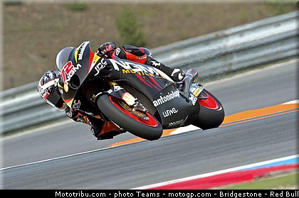 moto2_takahashi_0002_republique_tcheque_brno_2012_mototribu.jpg