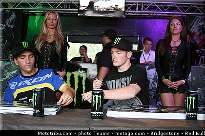 moto2_tech3_0001_republique_tcheque_brno_2012_mototribu.jpg
