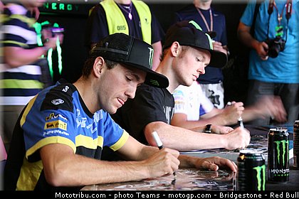 moto2_tech3_0002_republique_tcheque_brno_2012_mototribu.jpg