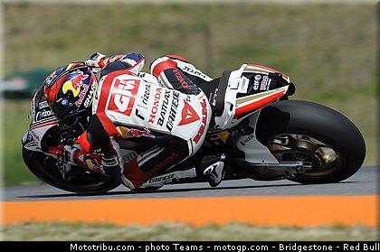 motogp_bradl_0005_republique_tcheque_brno_2012_mototribu.jpg