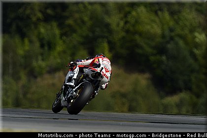 motogp_bradl_0020_republique_tcheque_brno_2012_mototribu.jpg