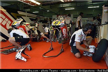 motogp_bradl_0048_republique_tcheque_brno_2012_mototribu.jpg
