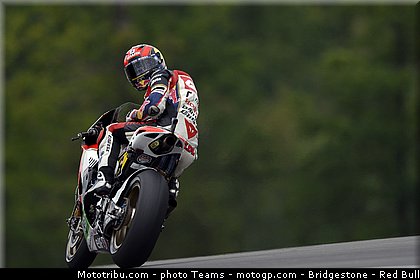 motogp_bradl_0064_republique_tcheque_brno_2012_mototribu.jpg