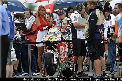 motogp_bradl_0073_republique_tcheque_brno_2012_mototribu.jpg