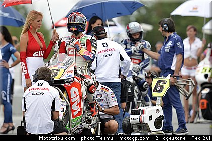 motogp_bradl_0074_republique_tcheque_brno_2012_mototribu.jpg