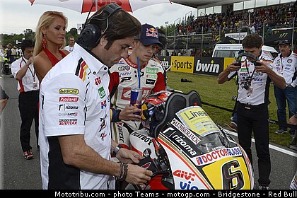 motogp_bradl_0081_republique_tcheque_brno_2012_mototribu.jpg