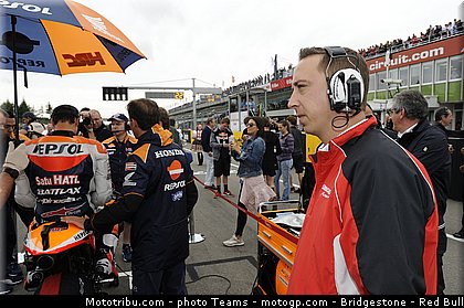 motogp_bridgestone_0005_republique_tcheque_brno_2012_mototribu.jpg